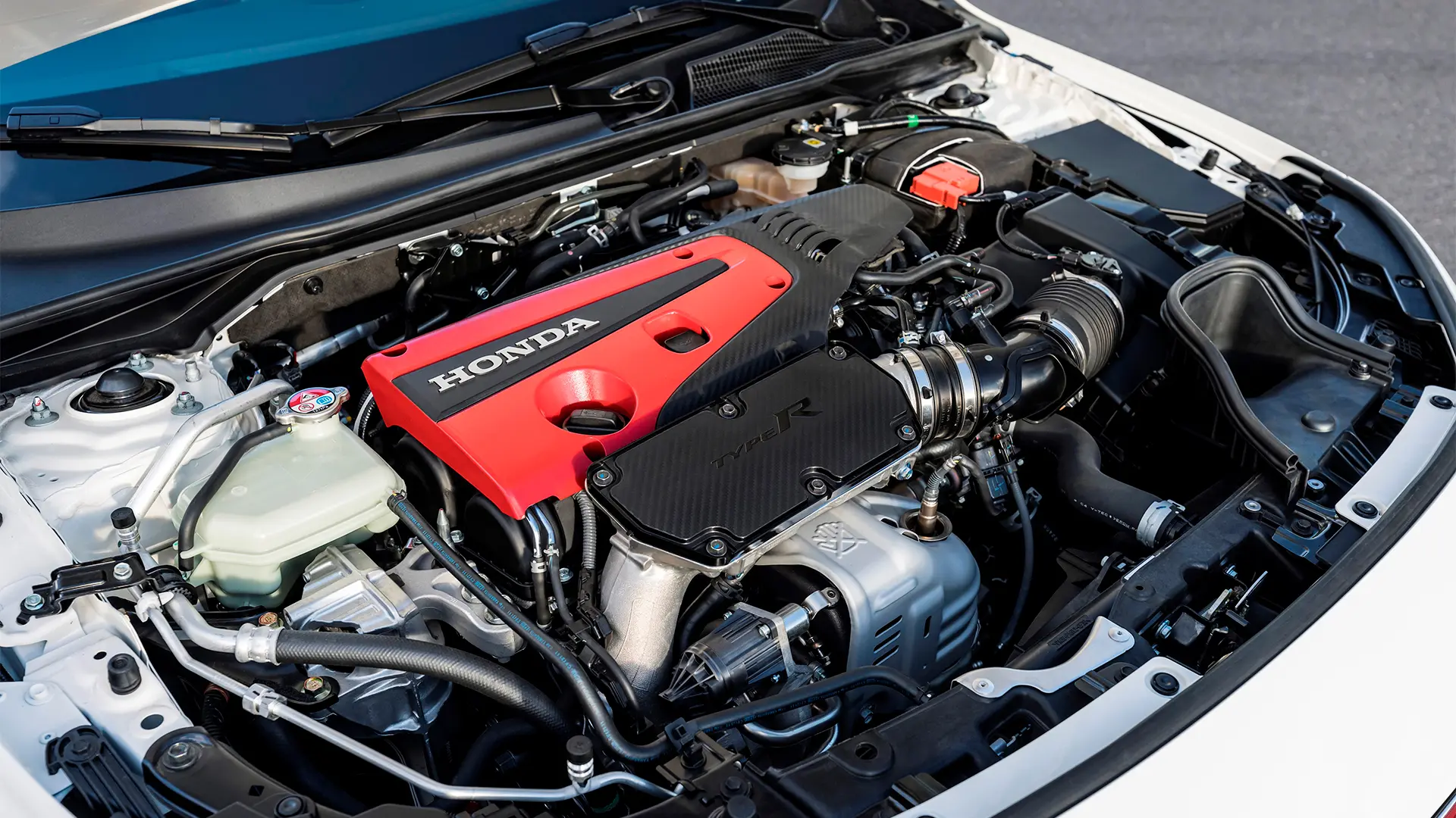 Moteur automobile haute performance démontrant la fiabilité et la longévité des mécaniques indestructibles