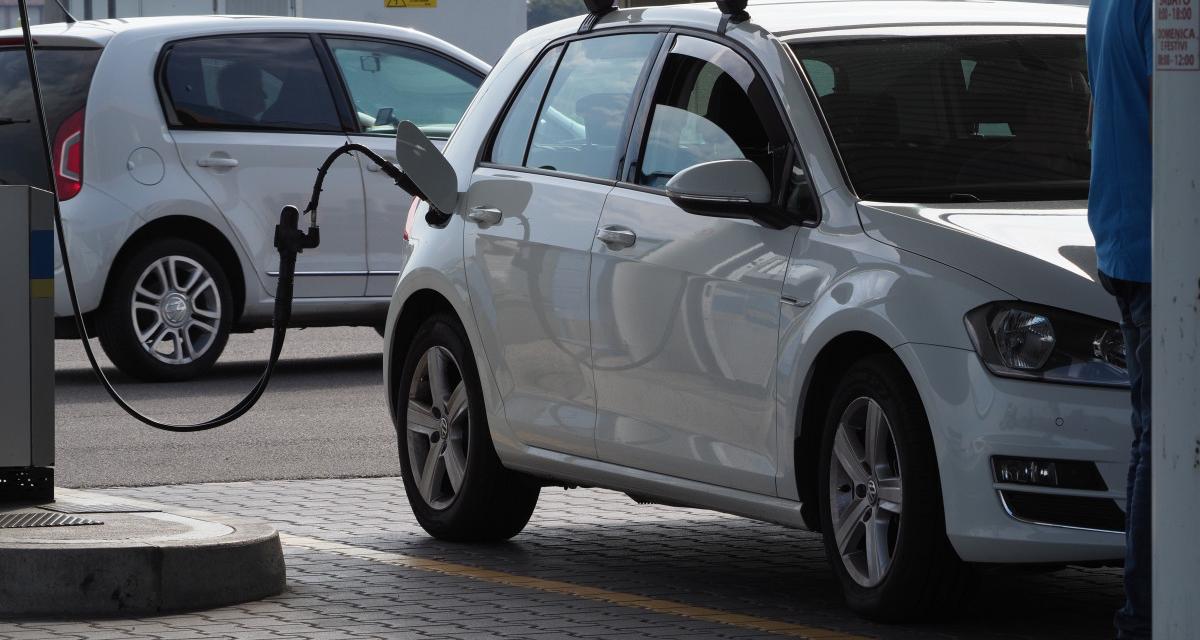 Affichage des prix du GPL en station-service pour comparer les tarifs du carburant