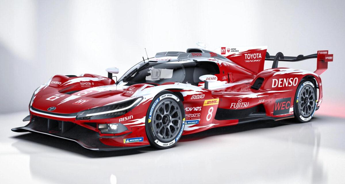 Toyota GR010 Hybrid en piste lors d'une course WEC, prototype LMH en action face à la concurrence Ferrari