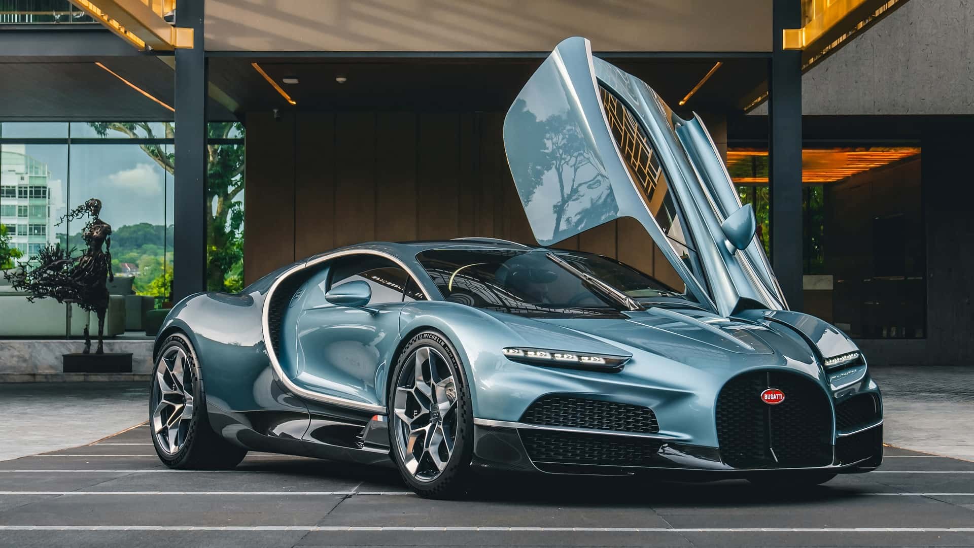 Bugatti Tourbillon : comment Mate Rimac a imposé son V16 face à Volkswagen qui voulait une hypercar 100% électrique