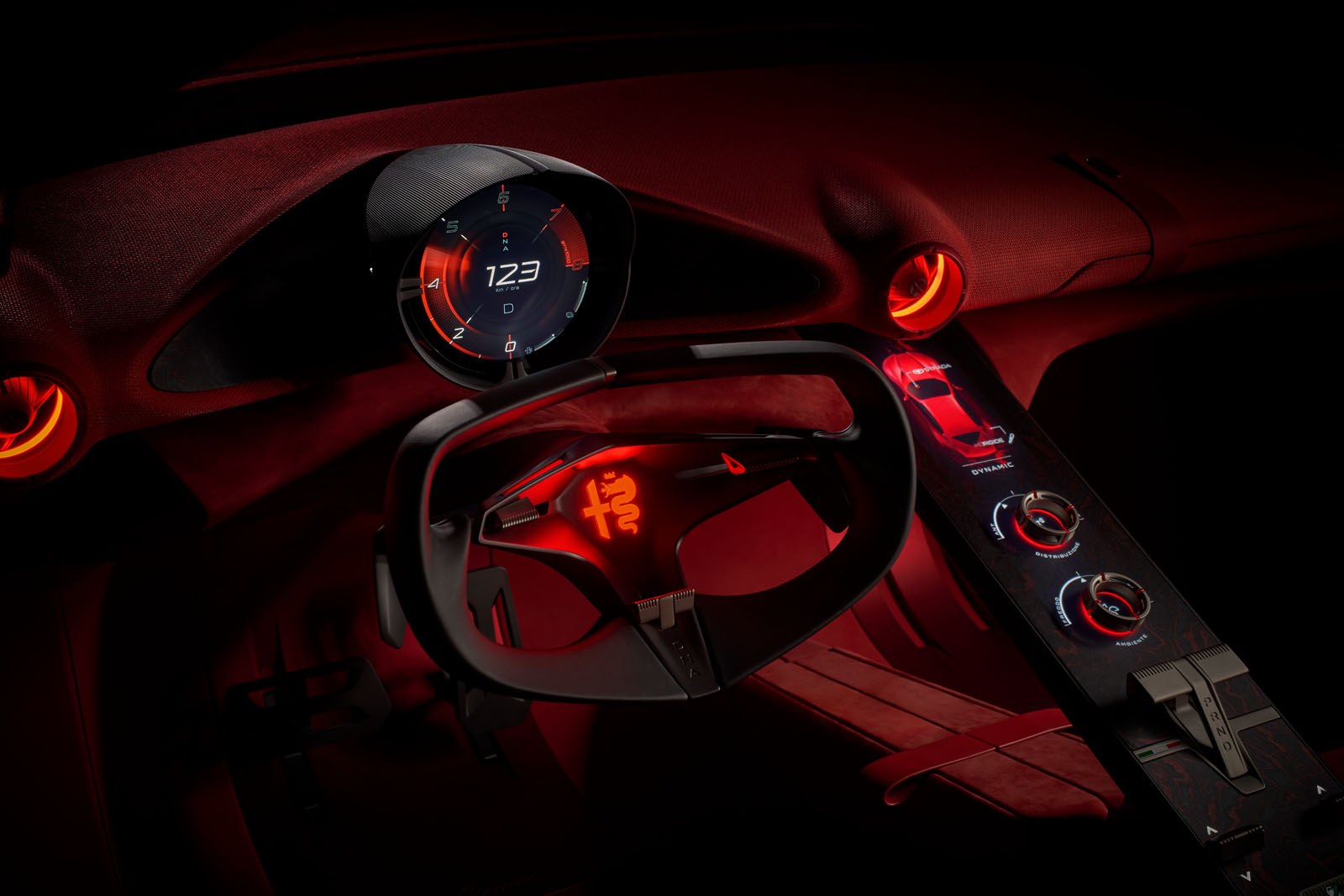 Alfa Romeo veut en finir avec les écrans géants : "Achetons autre chose si vous les aimez"