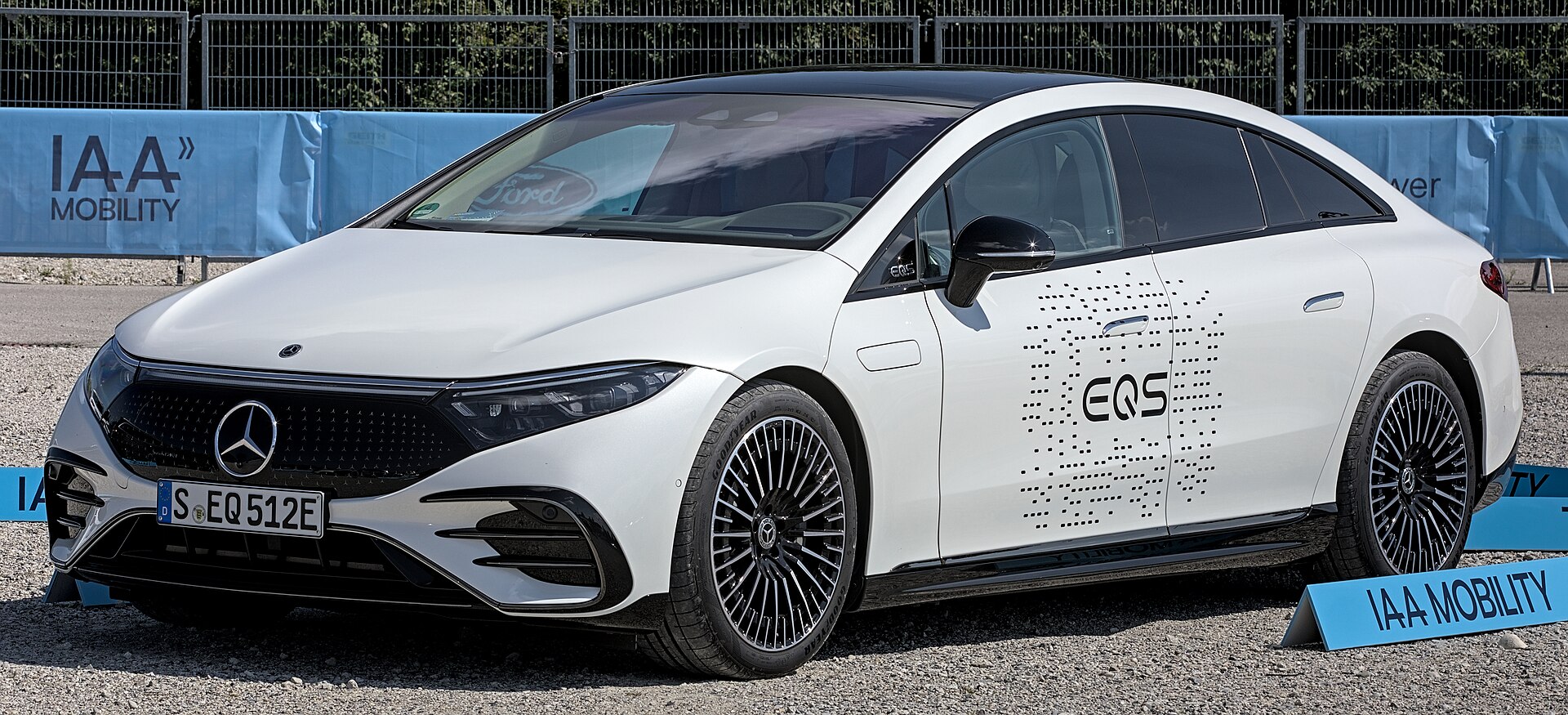 Mercedes-Benz EQS